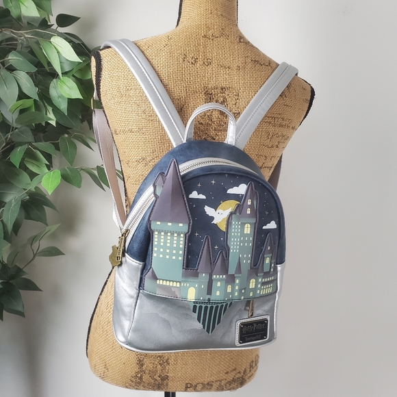 Loungefly Handbags - 💙RARE💙 Loungefly Harry Potter Hogwarts Castle Mini Backpack Hedwig